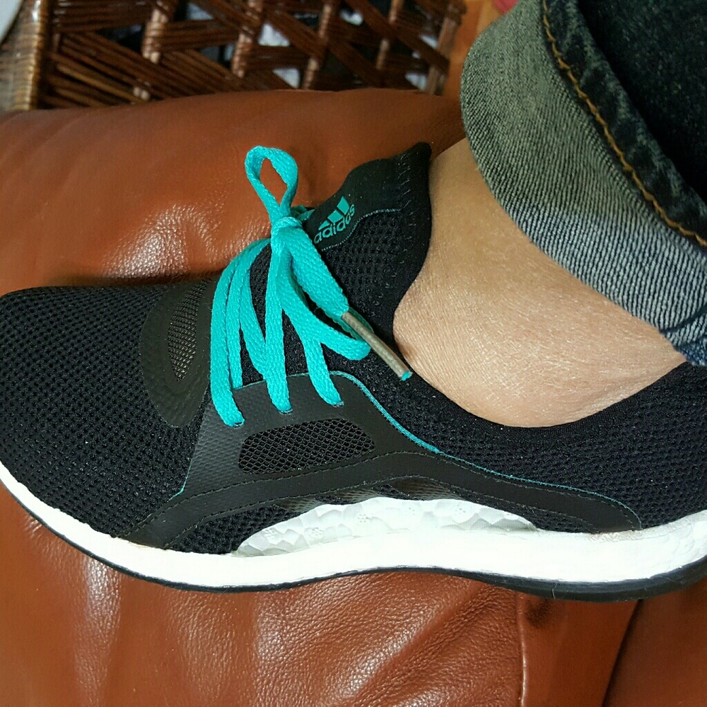 Adidas pureboost X.